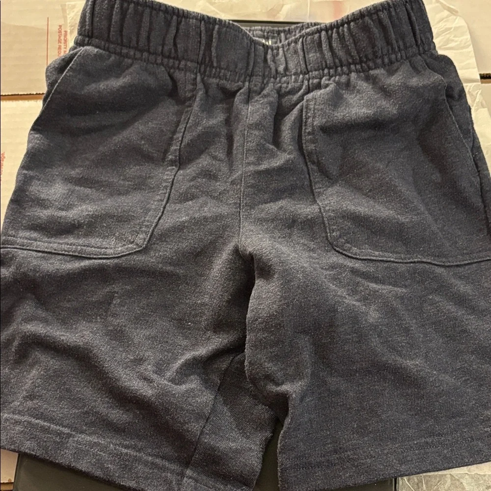 FINAL MARKDOWN Oshkosh B'gosh Charcoal Gray Kids Shorts 6